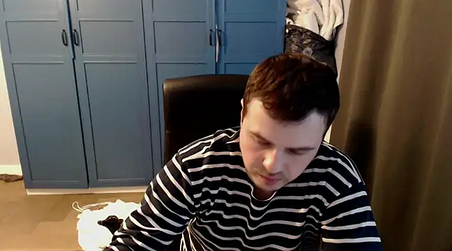 CuteMan33 online show from 19, 3, 2025