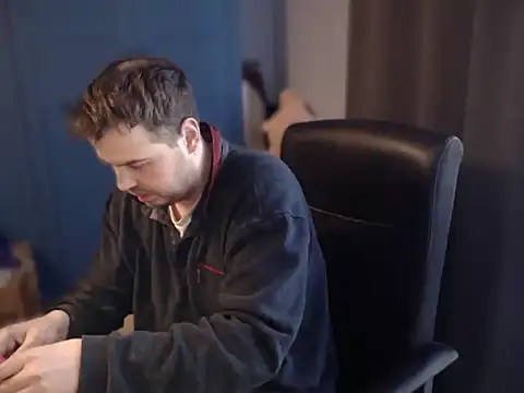 Snapshot of CuteMan33 chatting on 1, 2, 2026 CuteMan33 online show from 1, 2, 2026