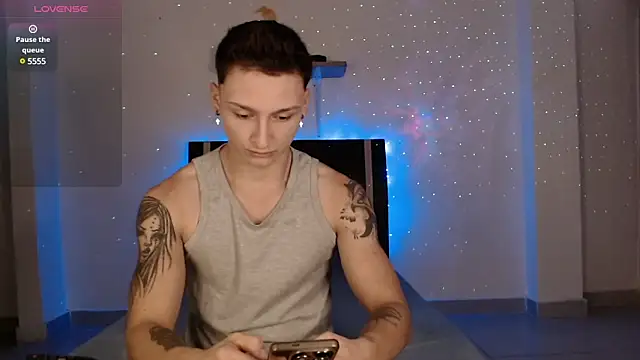 arthurphoenix  online show from 5, 1, 2025