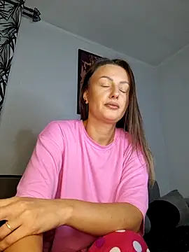 AudreyJoy online show from 12, 10, 2025