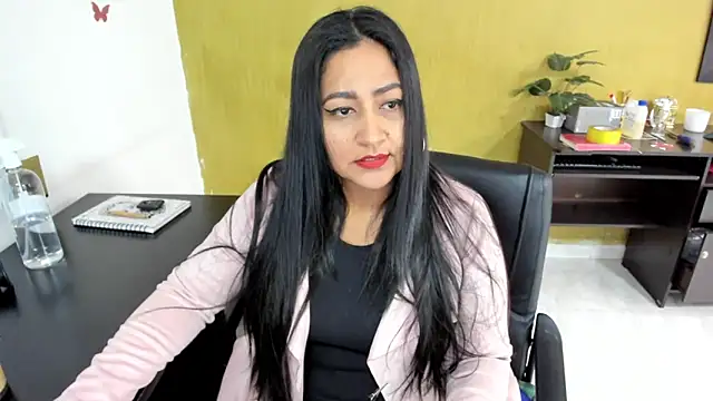 Adele Sweett online show from 5, 2, 2025