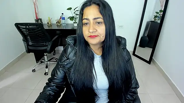 Adele Sweett online show from 26, 2, 2025