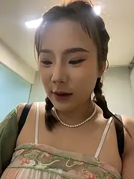 Snapshot of ChuChu1991 chatting on 3, 1, 2025 ChuChu1991 online show from 3, 1, 2025