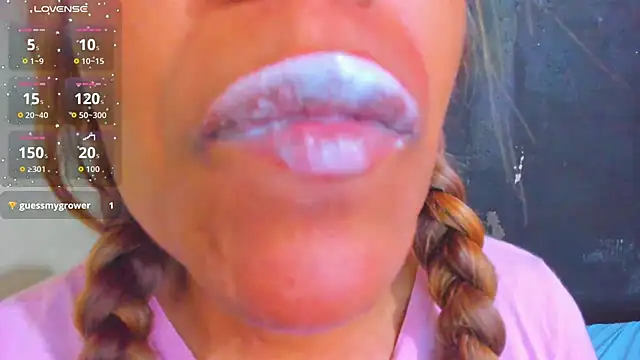 KamariaFyre online show from 29, 11, 2025