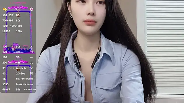 MiaRosey online show from 20, 3, 2025
