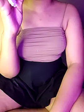 Olivia3 online show from 7, 10, 2025