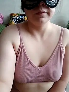 Snapshot of Miranda_Nancy chatting on 31, 1, 2025 Miranda Nancy online show from 31, 1, 2025