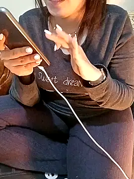 ShadiaStar online show from 20, 1, 2025