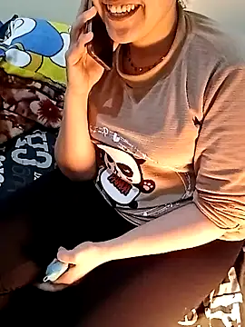 ShadiaStar online show from 5, 2, 2025