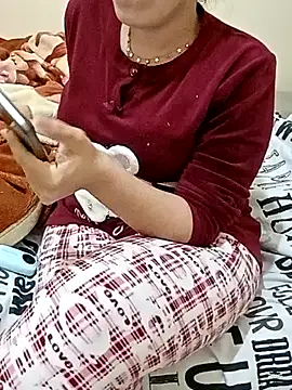 ShadiaStar online show from 3, 3, 2025