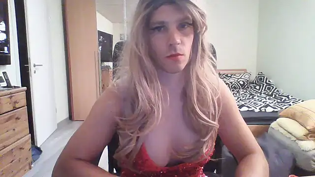 Snapshot of Kinky-Kristina chatting on 12, 9, 2025 Kinky-Kristina online show from 12, 9, 2025