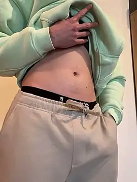 Snapshot of Jamie_2006 chatting on 21, 12, 2024 Jamie 2006 online show from 21, 12, 2024