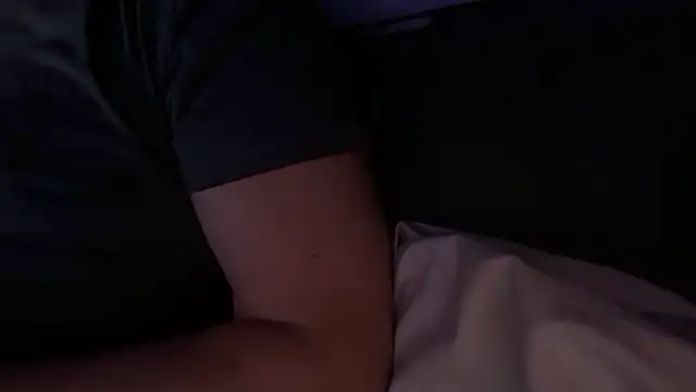 Snapshot of houy111111 chatting on 19, 11, 2025 houy111111 online show from 19, 11, 2025