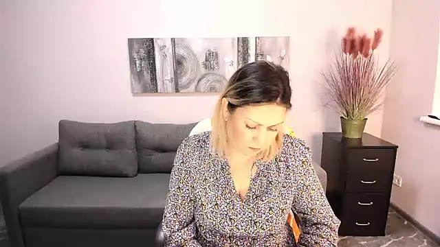 Milana Blake online show from 5, 2, 2025