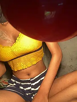 Snapshot of Teena_girl chatting on 9, 12, 2024 Teena girl online show from 9, 12, 2024
