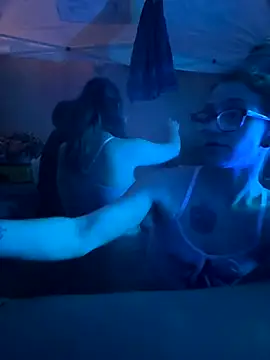 Stonermama666420 online show from 15, 12, 2025