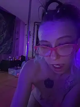 Stonermama666420 online show from 10, 2, 2026