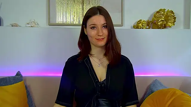 Snapshot of VictoriaArdern chatting on 18, 10, 2025 VictoriaArdern online show from 18, 10, 2025