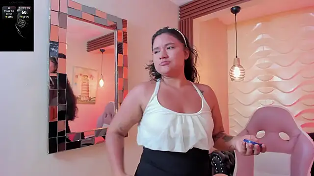 natasha adams22 online show from 18, 10, 2025