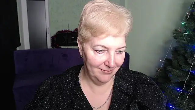 Sandra Snow online show from 10, 1, 2025