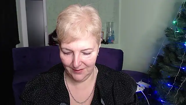 Sandra Snow online show from 10, 1, 2025