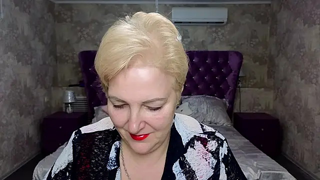 Sandra Snow online show from 7, 2, 2025