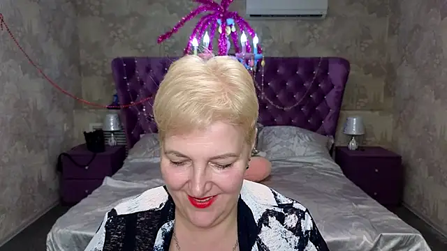 Sandra Snow online show from 14, 2, 2025