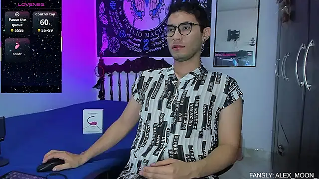 Snapshot of alexdesire chatting on 13, 10, 2025 alexdesire online show from 13, 10, 2025