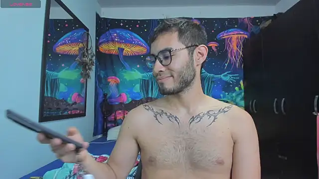 Snapshot of alexdesire chatting on 28, 2, 2026 alexdesire online show from 28, 2, 2026