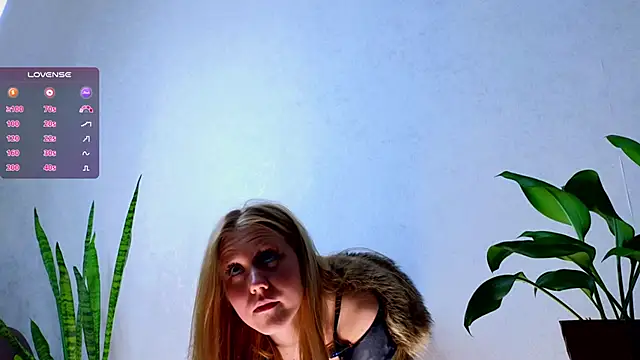 Snapshot of WiloneEsse chatting on 4, 2, 2025 WiloneEsse online show from 4, 2, 2025