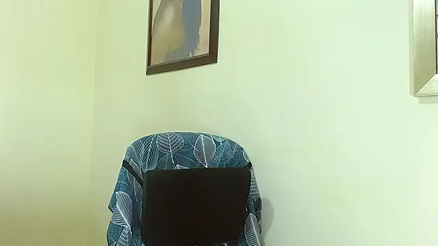 katerineleon online show from 4, 12, 2025