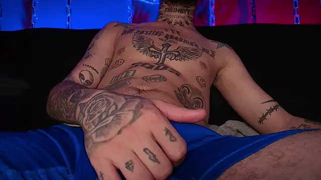 Junihn0 online show from 6, 1, 2025