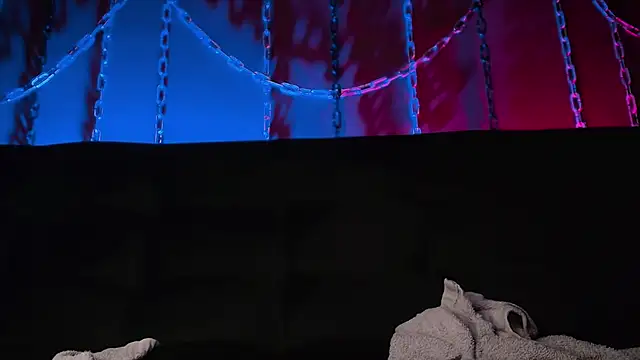 Junihn0 online show from 8, 1, 2025