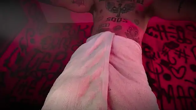 Junihn0 online show from 8, 2, 2025