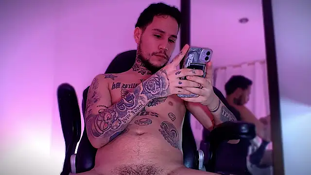 Junihn0 online show from 27, 9, 2025