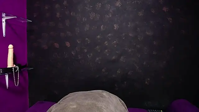 Snapshot of Sadie_Queen chatting on 16, 12, 2024 Sadie Queen online show from 16, 12, 2024