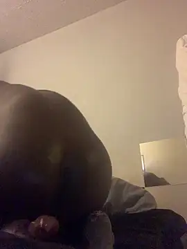 Shawtyblaque21 online show from 29, 4, 2026