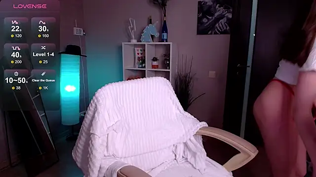 Snapshot of Lilly_Soulmate chatting on 27, 12, 2024 Lilly Soulmate online show from 27, 12, 2024