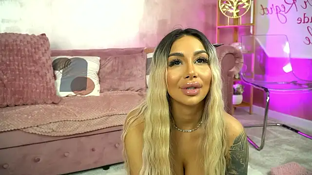 Snapshot of GoldenAmber chatting on 20, 3, 2026 GoldenAmber online show from 20, 3, 2026