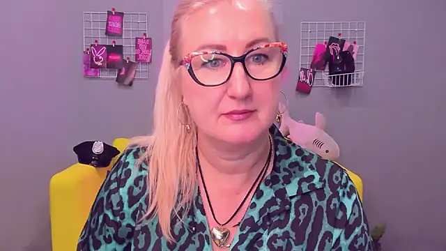 Snapshot of ChristyBrooks chatting on 29, 12, 2024 ChristyBrooks online show from 29, 12, 2024