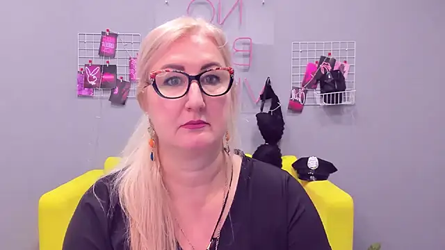 Snapshot of ChristyBrooks chatting on 30, 12, 2024 ChristyBrooks online show from 30, 12, 2024
