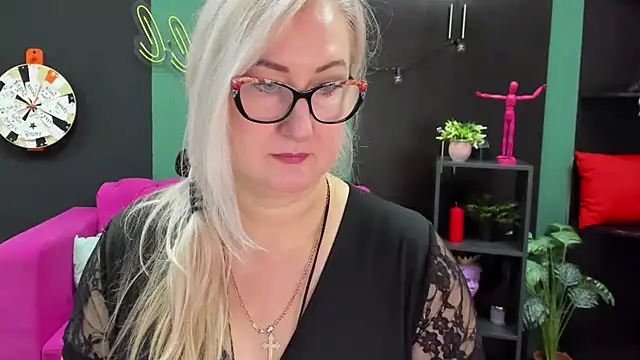 Snapshot of ChristyBrooks chatting on 3, 1, 2025 ChristyBrooks online show from 3, 1, 2025