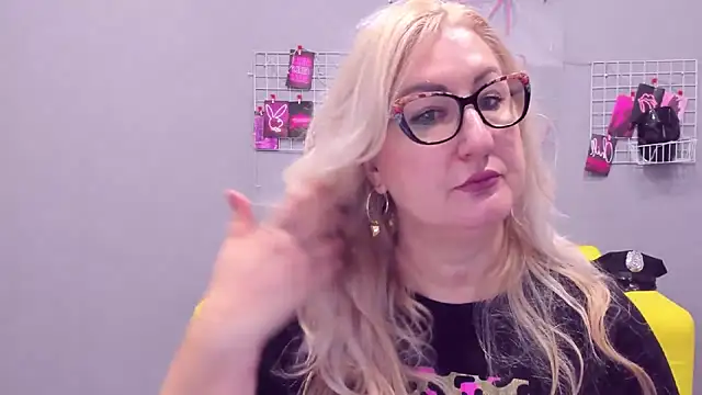Snapshot of ChristyBrooks chatting on 15, 1, 2025 ChristyBrooks online show from 15, 1, 2025