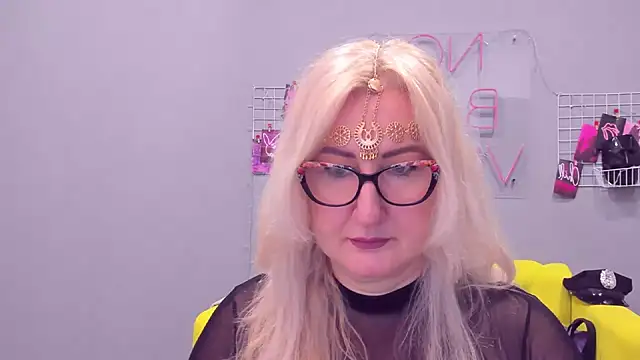 Snapshot of ChristyBrooks chatting on 16, 1, 2025 ChristyBrooks online show from 16, 1, 2025