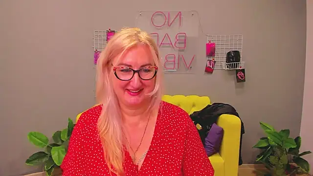 Snapshot of ChristyBrooks chatting on 28, 1, 2025 ChristyBrooks online show from 28, 1, 2025