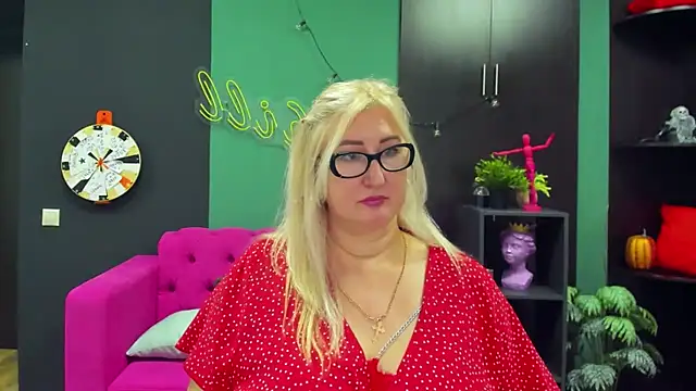 Snapshot of ChristyBrooks chatting on 12, 2, 2025 ChristyBrooks online show from 12, 2, 2025