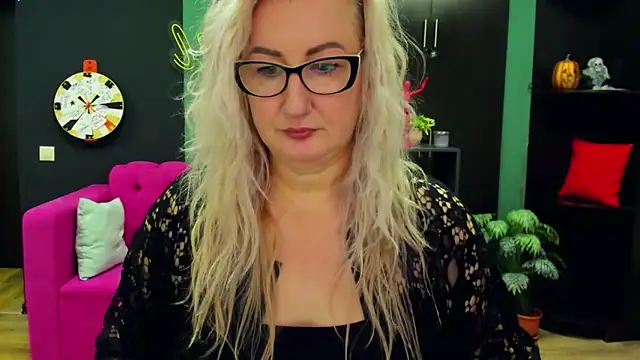 Snapshot of ChristyBrooks chatting on 19, 3, 2025 ChristyBrooks online show from 19, 3, 2025