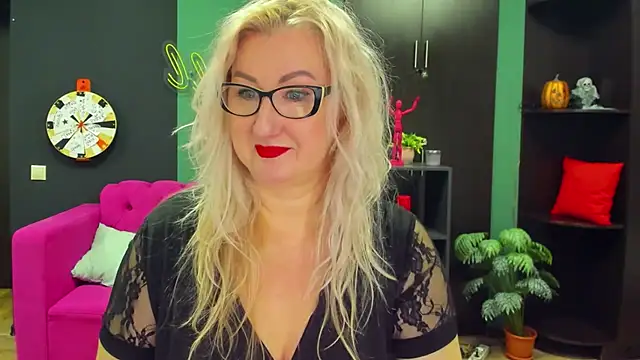 Snapshot of ChristyBrooks chatting on 21, 3, 2025 ChristyBrooks online show from 21, 3, 2025