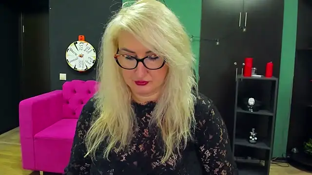 Snapshot of ChristyBrooks chatting on 20, 9, 2025 ChristyBrooks online show from 20, 9, 2025