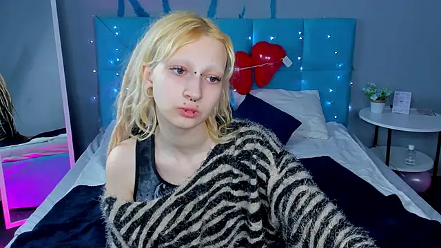 Lexy-Woorhez online show from 17, 2, 2025